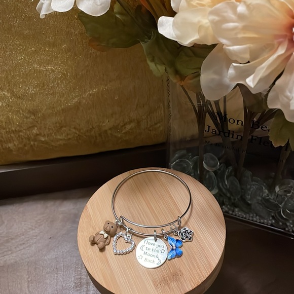 CMJ✨LOVE YOU TO THE MOON & BACK BANGLE (HANDMADE) - Picture 2 of 3